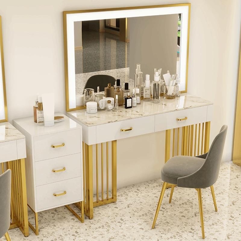 طاولة مكياج فاخرة للمتاجر الاح - مراجعة Beauty Makeup Shop وسعره