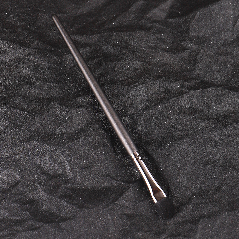 فرشاة مكياج بيكاسو رمادية 707  - مراجعة Makeup Beauty Ro وسعره