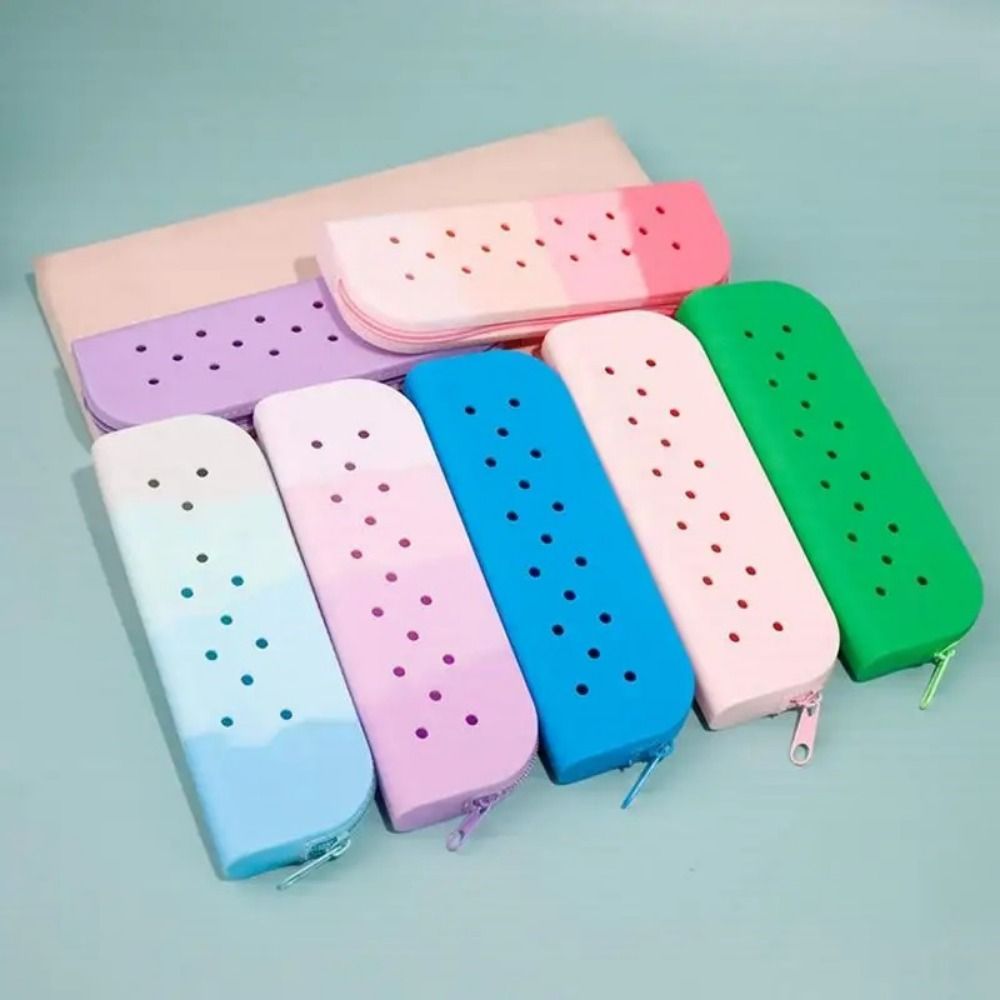 حقيبة أقلام رصاص سيليكون ملونة - مراجعة Beauty Preservation Makeup Bag وسعره