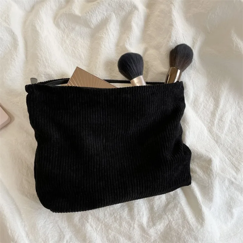 سروال قصير للسفر حقيبة مستحضرا - مراجعة Beauty Preservation Makeup Bag وسعره