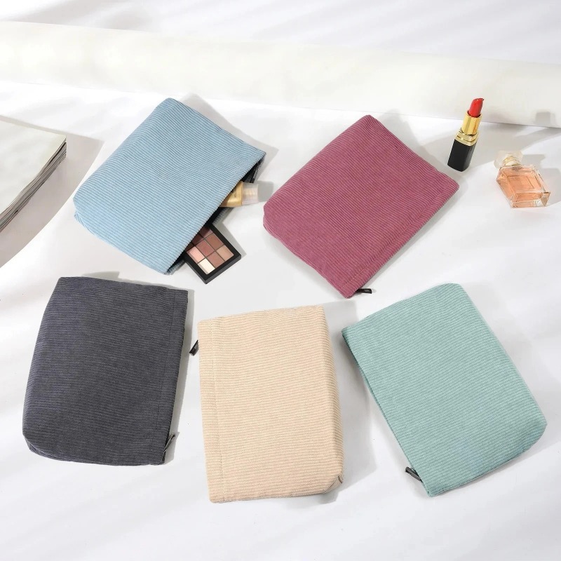 سروال قصير للسفر حقيبة مستحضرا - مراجعة Beauty Preservation Makeup Bag وسعره